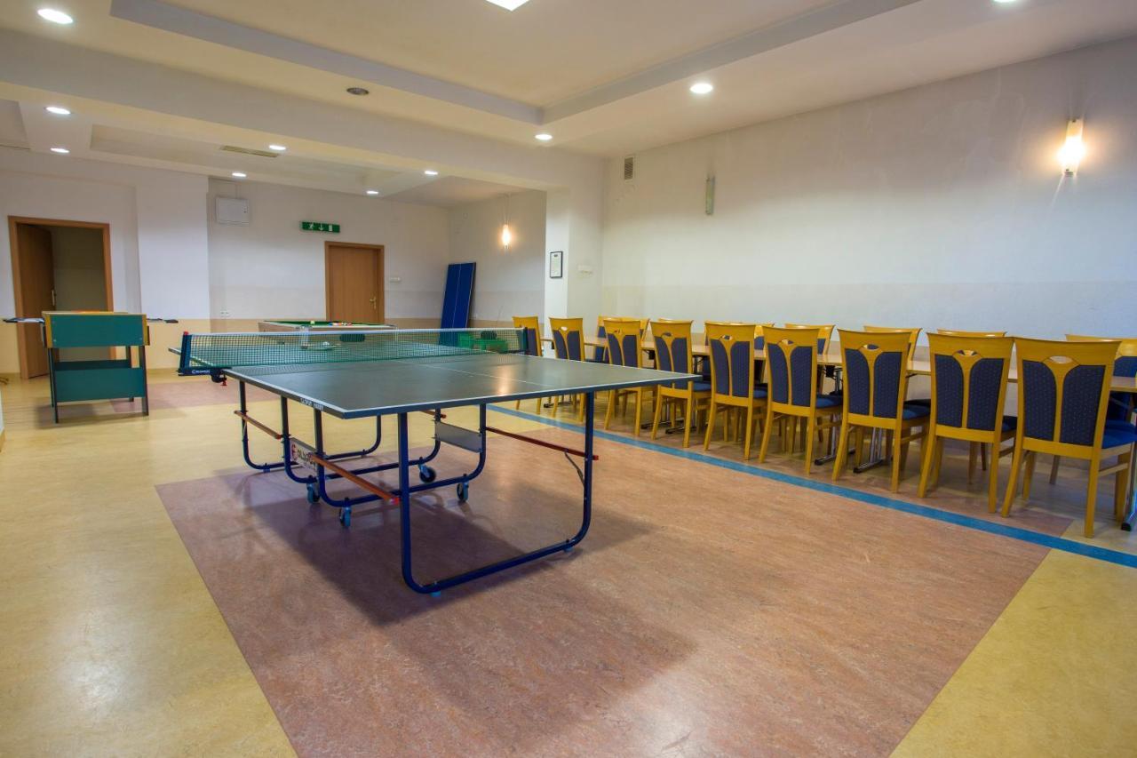 Farys - Swietna Lokalizacja, Sauna, Jacuzzi, Piekne Widoki Z Okien Krynica-Zdrój Exteriör bild