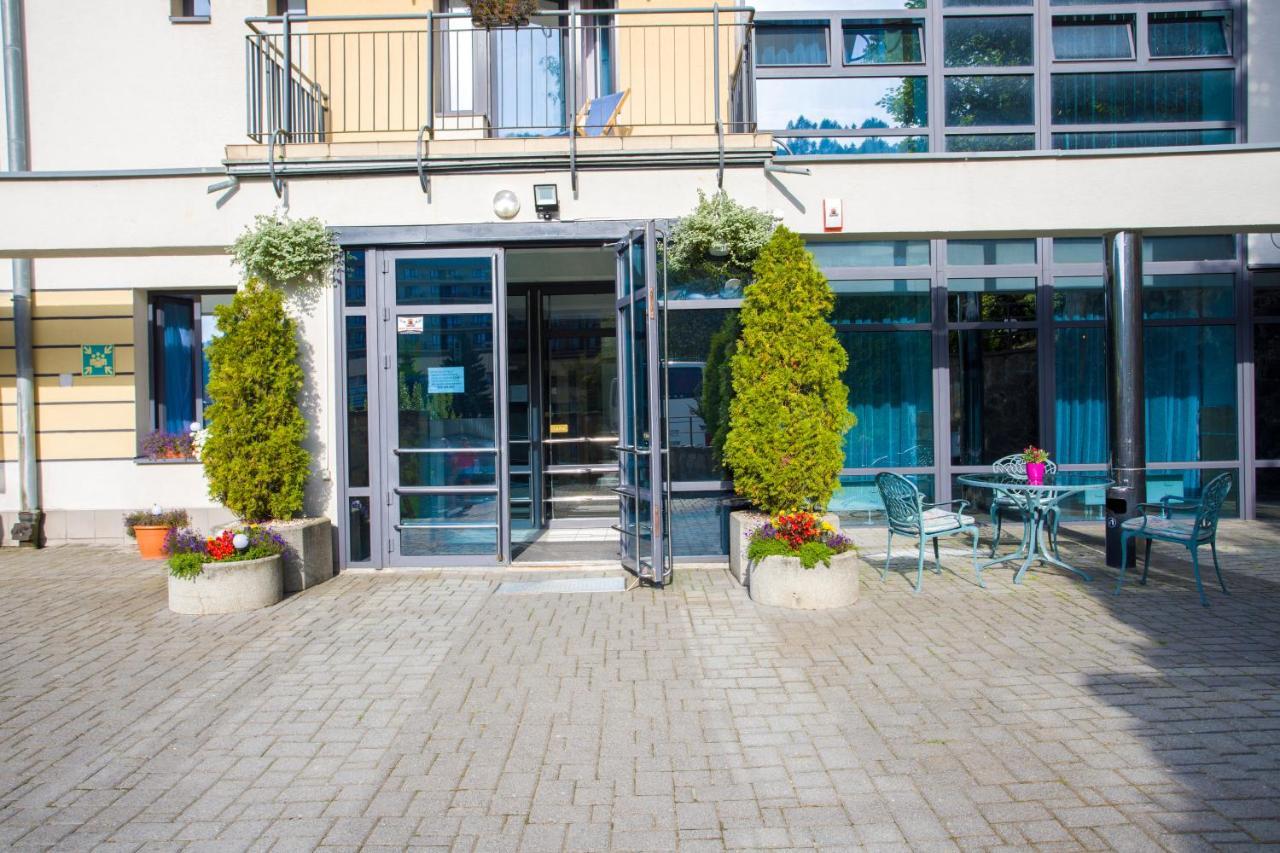 Farys - Swietna Lokalizacja, Sauna, Jacuzzi, Piekne Widoki Z Okien Krynica-Zdrój Exteriör bild